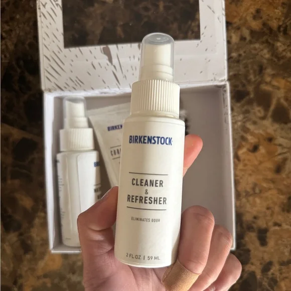 Birkenstock Deluxe Shoe Care Kit – 4-Piece Cleaning & Protection Set - Picture 11 of 12